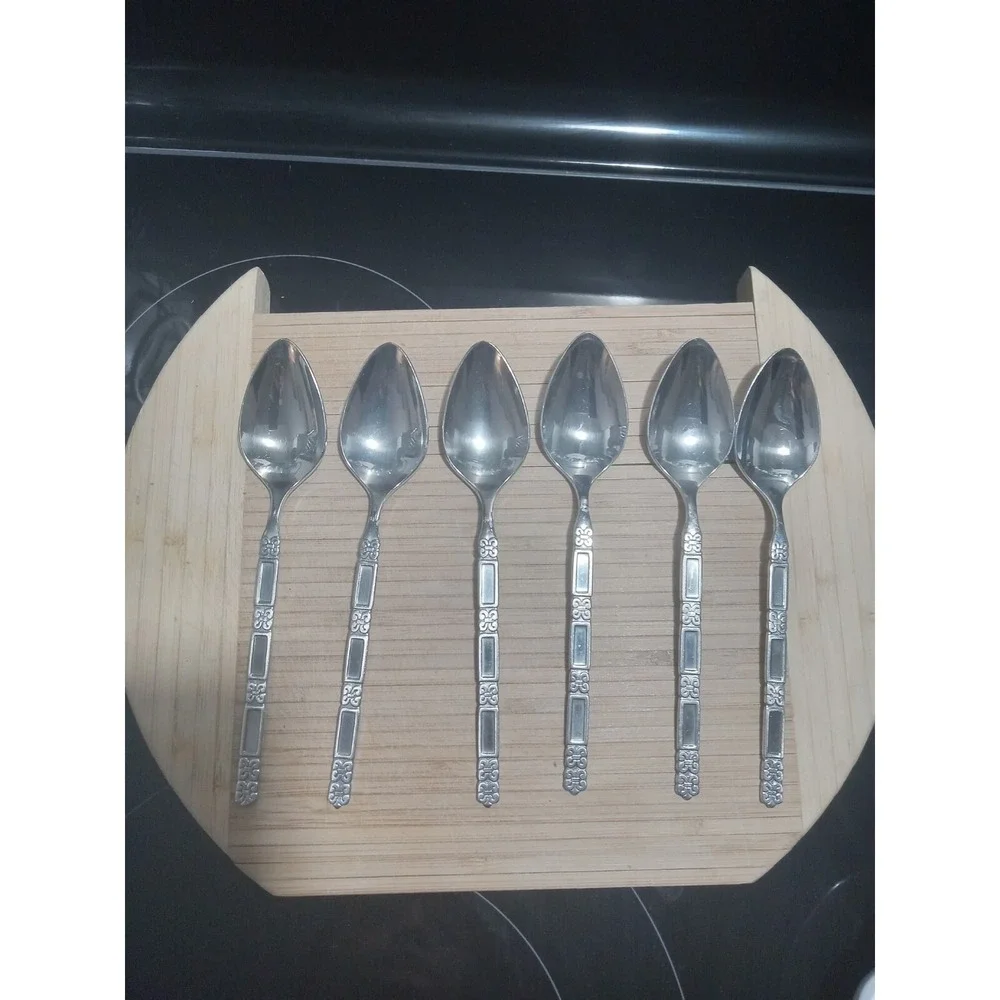 Oneida Community MADRID‎  No Black  Stainless 6 TeaSpoons   See Pictures